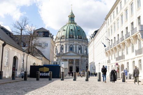 palace_copenhagen center